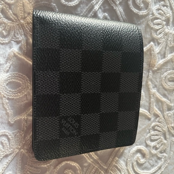 New Authentic Louis Vuitton Damier Graphite wallet - Picture 1 of 5
